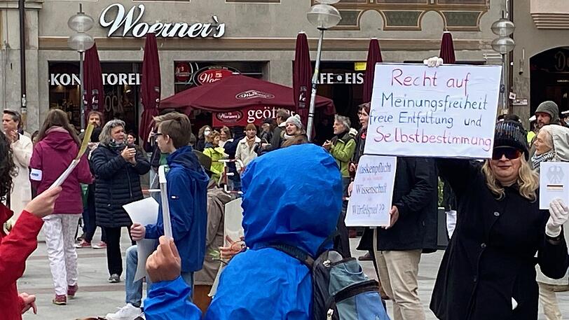 Münchner Corona-Demo auf dem Marienplatz.