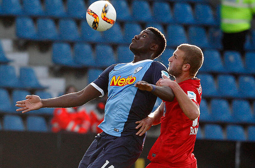 Peniel Mlapa verlängert beim VfL Bochum.