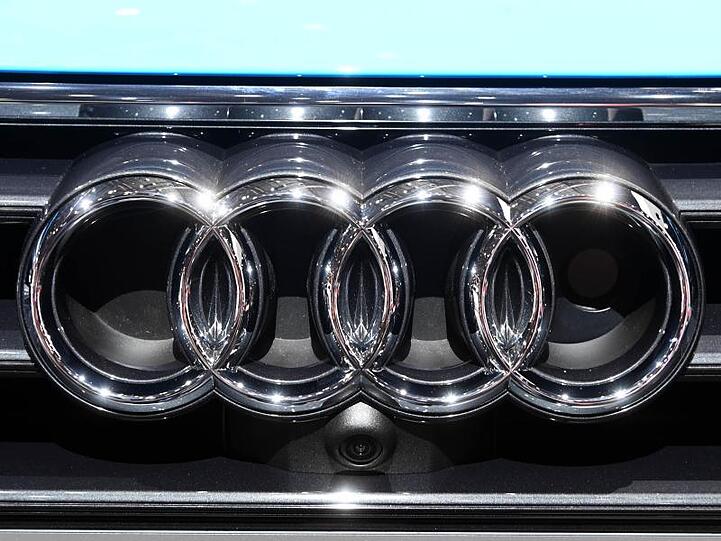Audi hat im zweiten Quartal fast ein Viertel seines Absatzes eingebüßt. Foto: Uli Deck/dpa/Archivbild