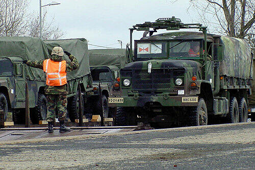 Knapp 2000 Soldaten der 4. Heeresfliegerbrigade der 1. Infanteriedivision leben derzeit in Katterbach bei Ansbach