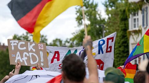 In Bamberg gingen rund 4.000 Menschen gegen Rechts auf die Stra&szlig;e.