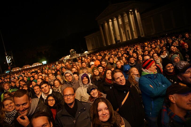 Bilder vom Danke-Konzert auf dem Königsplatz.