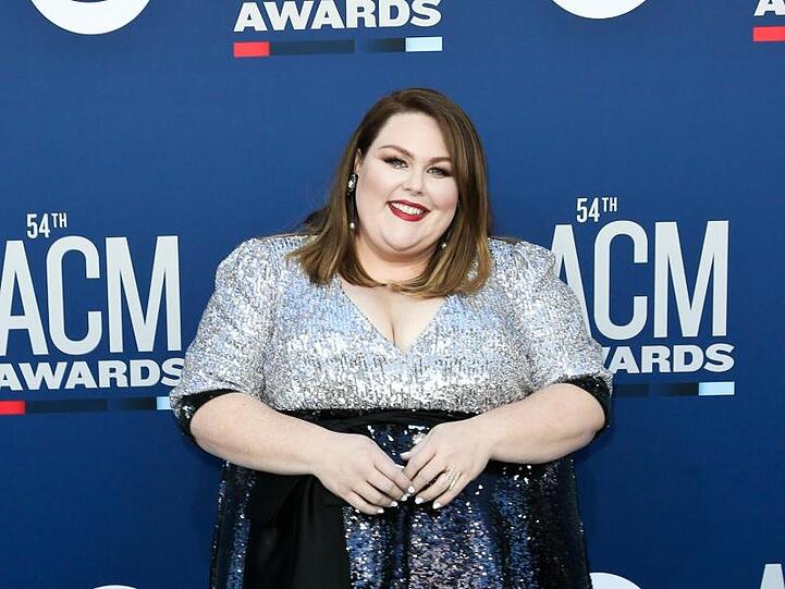 Schauspielerin Chrissy Metz gab ihr Live-Debüt in Las Vegas.