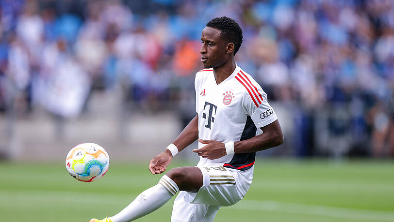 Bouna Sarr könnte gegen Gladbach einen Einsatz erhalten.