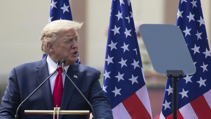 US-Präsident Donald Trump warnt auch bei seinem Staatsbesuch in Indien vor Gefahren beim Aufbau des neuen 5G-Mobilfunknetzes - und meint damit Huawei. US-Präsident Donald Trump warnt auch bei seinem Staatsbesuch in Indien vor Gefahren beim Aufbau des neuen 5G-Mobilfunknetzes - und meint damit Huawei.