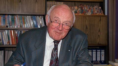 Der deutsche Kinderbuchautor Otfried Preussler (Archivbild vom September 1993).