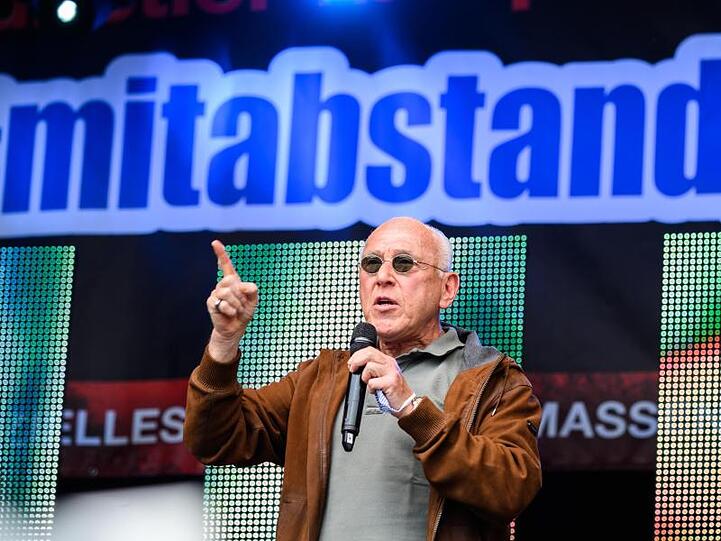 Konzertveranstalter Marek Lieberberg hält an seinen Plänen fest.