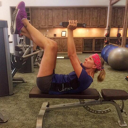 Maria Höfl-Riesch hält sich auch im Urlaub fit.