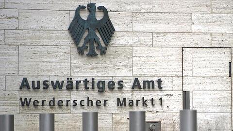 Nach den von China erlassenen Sanktionen wird der chinesische Botschafter ins Auswärtige Amt zitiert.