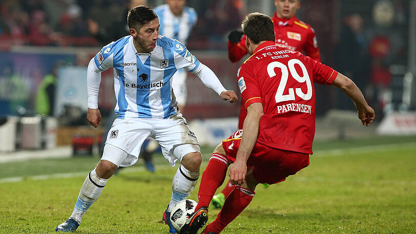 Maximilian Wittek - Note 4: Diesmal ein schwächerer Auftritt des neuen rechten Mittelfeldspielers. Kaum ein Ball zum Nebenmann.