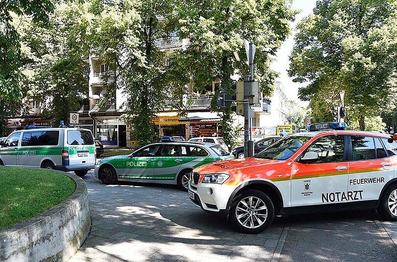 Bilder vom Großeinsatz der Polizei in Berg am Laim.