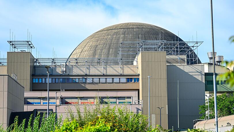 Das Kraftwerk Emsland ist eins der letzten deutschen Atomkraftwerke und wird derzeit zur&uuml;ckgebaut. (Archivbild)