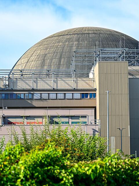 Das Kraftwerk Emsland ist eins der letzten deutschen Atomkraftwerke und wird derzeit zur&uuml;ckgebaut. (Archivbild)