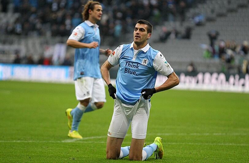 Fejsal Mulic - Note: 3  Ungewöhnlicher Sturm-Tank. 203 cm groß, aber kopfballschwach. Dafür technisch versiert und schnell. Gewöhnt sich lansgam an die 2. Liga.