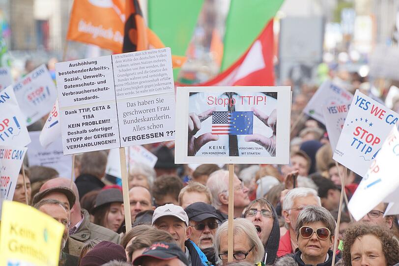 Weitere Bilder der Demonstration gegen das Freinhandelsabkommen TTIP aus München.