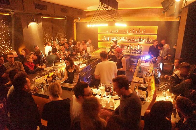 Die neue Registratur in der Müllerstraße: Die AZ war beim "Soft-Opening" dabei. Die Bilder von der Bar...