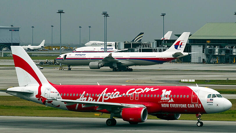 Flugzeuge auf dem Airport von Kuala Lumpur. Flugzeuge auf dem Airport von Kuala Lumpur.