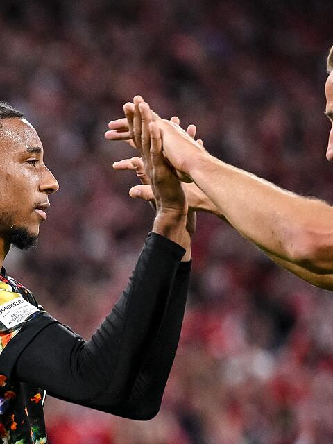 Zwei Bayern f&uuml;r gro&szlig;e Auszeichnungen: Michael Olise (l) und Harry Kane.