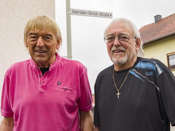 Karl-Heinz Ulrich (r) und sein Bruder Bernd Ulrich (l) bilden das Schlagerduo Amigos.