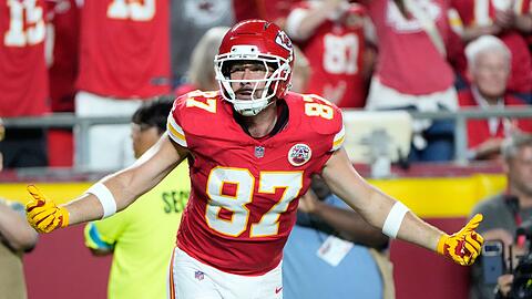 Travis Kelce jubelte &uuml;ber einen Touchdown und einen guten Auftritt.