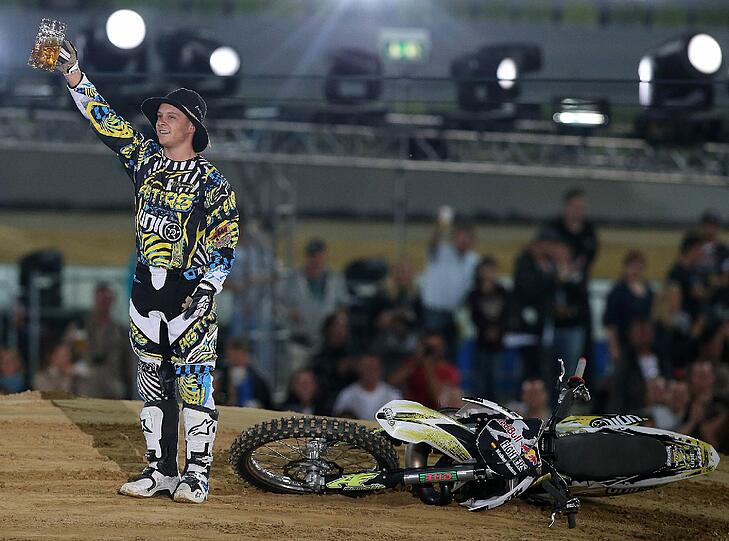 Am Samstag haben die X-Fighters in München Station gemacht - und spektakuläre Stunts gezeigt. Mit von der Partie beim letzten Stopp vor dem Finale in Sydney: Die Stars der Szene rund um den Spanier Dany Torres.