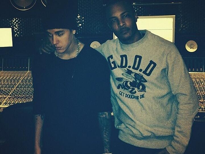 Justin Bieber zusammen im Studio mit Rapper T.I.
