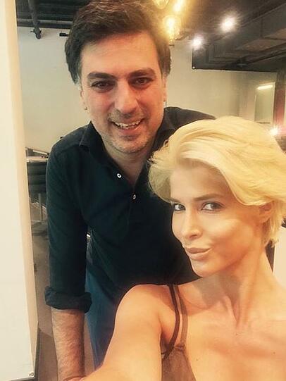 Radikale Typveränderung: Erotik-Model Micaela Schäfer hat sich ihre langen, braunen Haare abschneiden lassen und sie blond gefärbt.