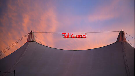 Gro&szlig;e Gef&uuml;hle unterm Zeltdach: Der Konzertsommer in der Tollwood Musik-Arena.