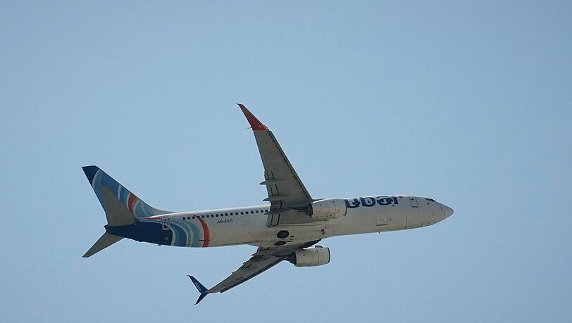 Zu dem Vorfall mit einer Flydubai-Maschine sind noch etliche Fragen offen. (Illustration) Zu dem Vorfall mit einer Flydubai-Maschine sind noch etliche Fragen offen. (Illustration)