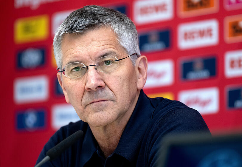 Bayern-Präsident Herbert Hainer stärkt Max Eberl den Rücken.