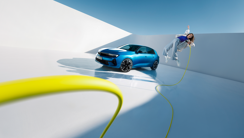 Jetzt ab 399,- Euro mtl. bei Häusler leasen: Der neue Astra Electric mit einer Reichweite von bis zu 418 km. Jetzt ab 399,- Euro mtl. bei Häusler leasen: Der neue Astra Electric mit einer Reichweite von bis zu 418 km.