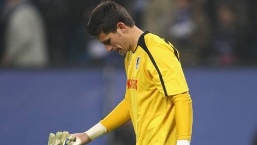 War an allen drei Toren schuld: Löwen-Keeper Philipp Tschauner. War an allen drei Toren schuld: Löwen-Keeper Philipp Tschauner.
