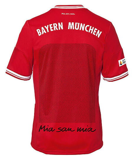 Mit einem speziellen Trikot tritt der FC Bayern gegen Bayer Leverkusen an: Besonderheit: Fans können ihren Namen auf das Leiberl drucken lassen.