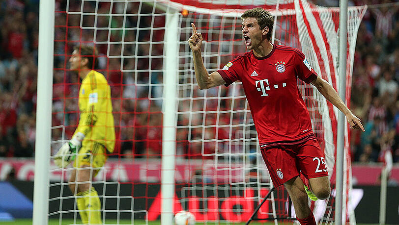 Das Eröffnungsspiel zur aktuellen Saison gewann der FC Bayern mit 5:0 gegen den Hamburger SV - hier jubelt Thomas Müller. Das Eröffnungsspiel zur aktuellen Saison gewann der FC Bayern mit 5:0 gegen den Hamburger SV - hier jubelt Thomas Müller.