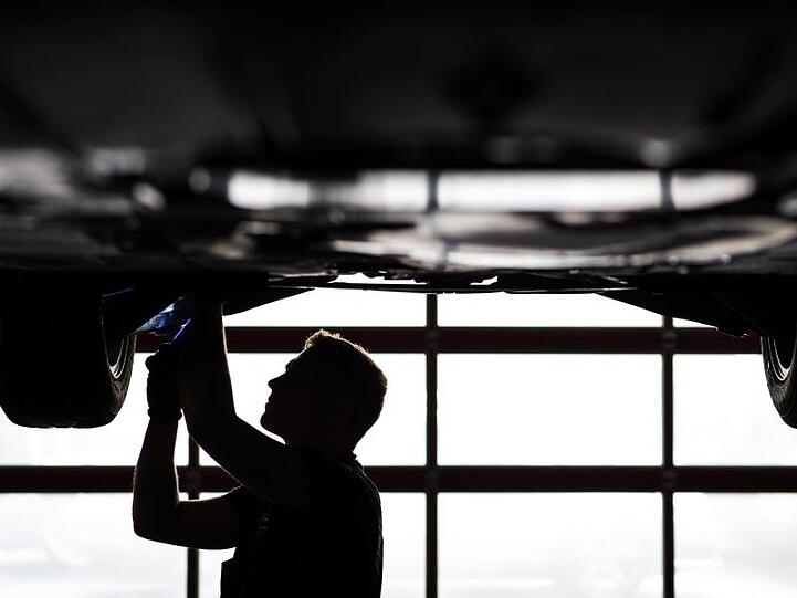 Einer der Top-3-Berufe unter 15-jährigen Schülern: Automechaniker.