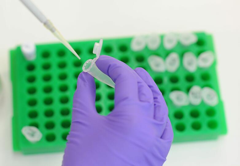 Die DNA-Analyse war einst ein Durchbruch in der Ermittlungsgeschichte. Jetzt wurde mit der Methode ein Einbrecher ermittelt.