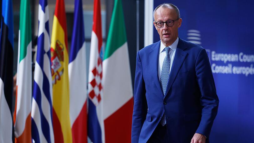 Merz kehrt beim Gipfel wieder auf die EU-Bühne zurück. Merz kehrt beim Gipfel wieder auf die EU-Bühne zurück.