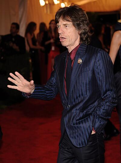 Sänger, Schauspieler, Designer, Stars und Sternchen kamen zur Eröffnung der Ausstellung "Schiaparelli and Prada: Impossible Conversations". Im Bild: Stones-Sänger Mick Jagger.