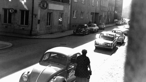 Hier ist sie aufgewachsen: die Lerchenfeldstraße im Lehel in den 50er Jahren. Von Luxus noch keine Spur.