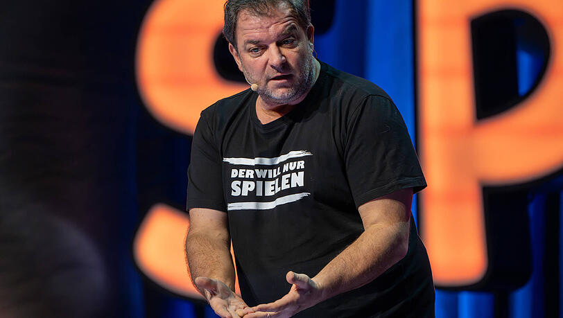 Martin Rütter ist Deutschlands bekanntester Hundeexperte. Doch was hat er zum deutschen Schulsystem zu sagen?