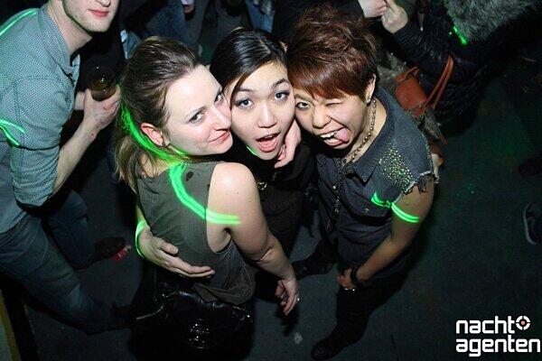 Auch bei "Rock & Roll Baby" im Neuraum konnte man Bunnys finden. Mehr Partybilder: www.nachtagenten.de