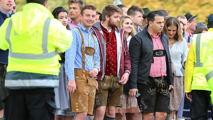 Weitere Bilder vom ersten Wiesn-Tag.