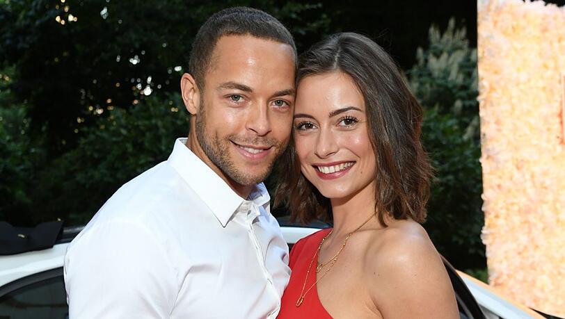 Andrej Mangold und Jenny Lange lernten sich 2018 bei den Dreharbeiten von "Der Bachelor" kennen und lieben.