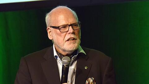 Gunter A. Pilz, Fan-Forscher.
