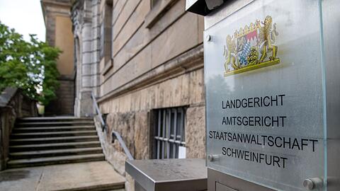 Der Angeklagte soll um die Jahrtausendwende herum Minderj&auml;hrige in dem Kinderheim sexuell missbraucht haben. (Archivbild)