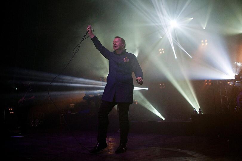 Jim Kerr, Frontmann der Simple Minds, bei einem Konzert in Portugal 2012.