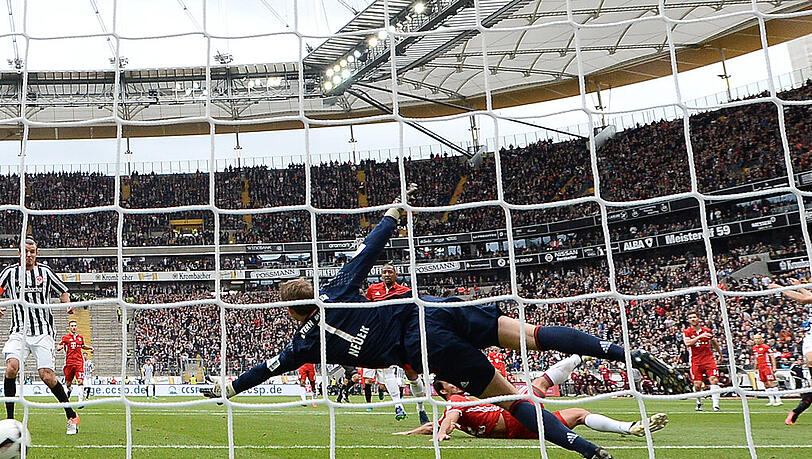 Manuel Neuer: Note 2. Rettete stark gegen Meier (33.), hatte sich bestimmt auf einen ruhigeren Nachmittag eingestellt. Fehlerfrei in seinen Aktionen. Manuel Neuer: Note 2. Rettete stark gegen Meier (33.), hatte sich bestimmt auf einen ruhigeren Nachmittag eingestellt. Fehlerfrei in seinen Aktionen.