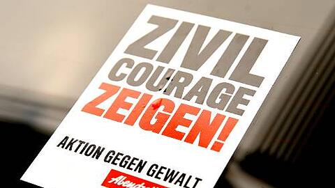 Zivilcourage - das haben sich AZ und Lokalisten auf die Fahnen geschrieben. Am Freitag marschieren sie für Dominik Brunner.