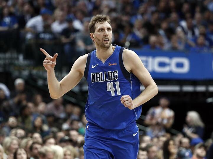 Dirk Nowitzki kritisiert Umgang der Öffentlichkeit mit deutschen Sportidolen.