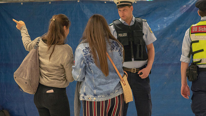 Schreckensszenario Terroranschlag - die Münchner Polizei probt den Ernstfall in einer mehrstündigen Übung am Hauptbahnhof - die Bilder.